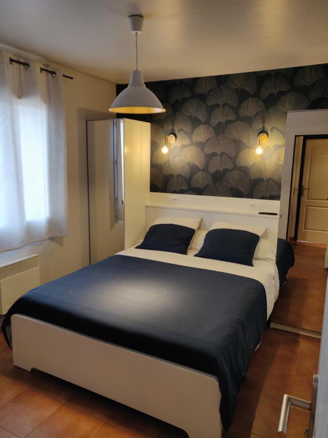 Les Terrasses De Valensole Bed & Breakfast Bagian luar foto