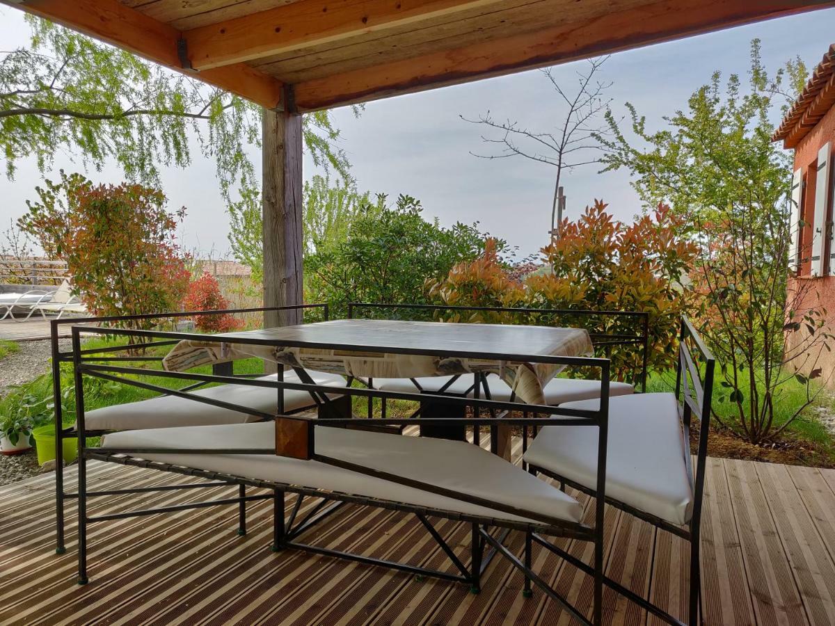Les Terrasses De Valensole Bed & Breakfast Bagian luar foto